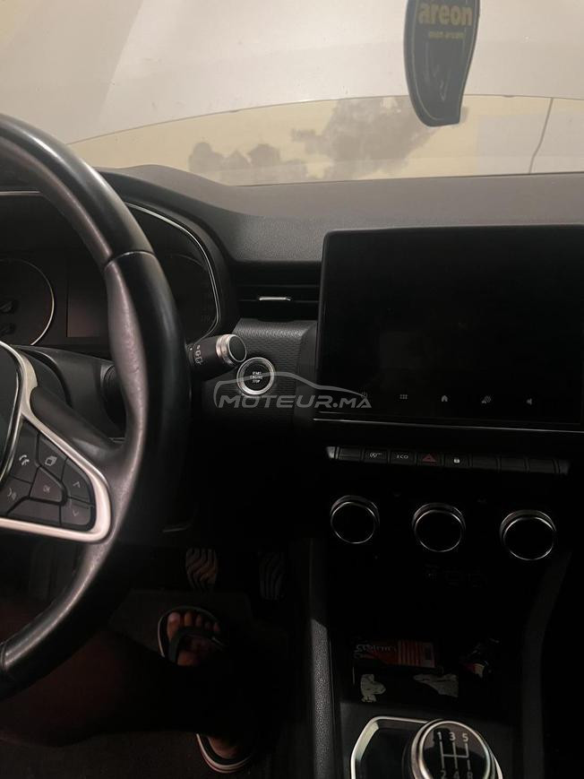 Renault Clio Essence Manuelle 2020 à Berkane