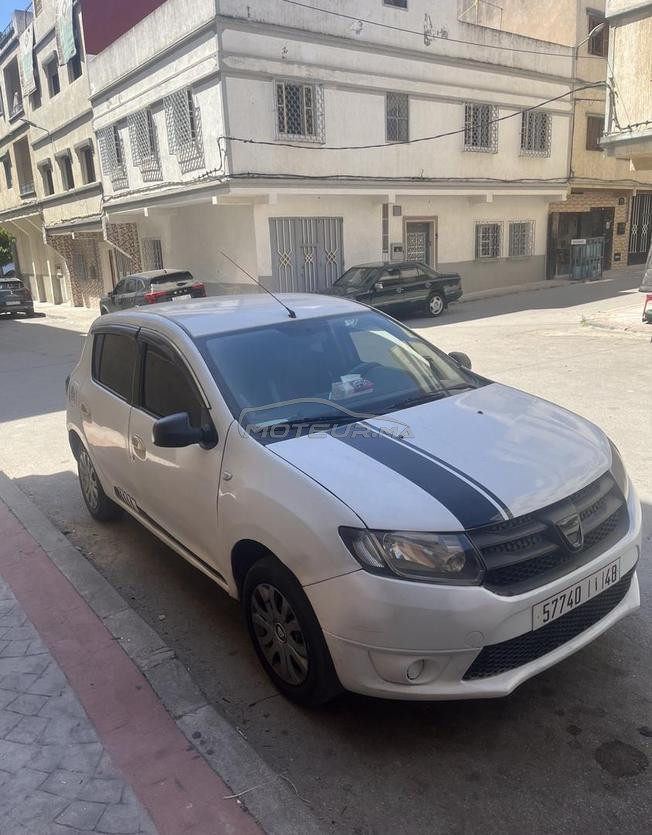 Dacia Sandero n9iya 