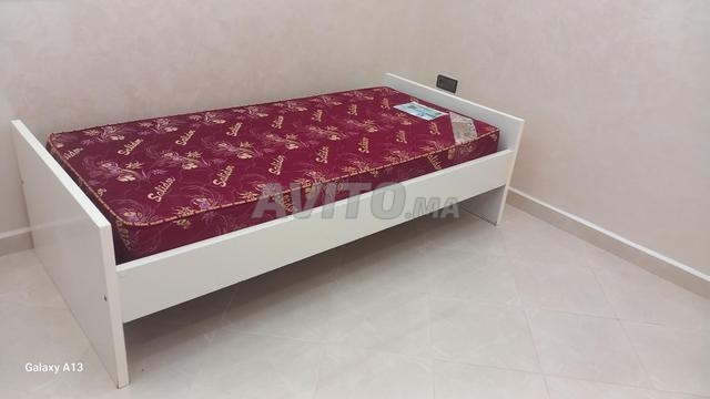 سرير ومرتبة