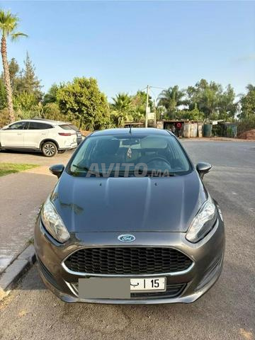 فورد فييستا بنزين 2017 - 97000 كم حالة ممتازة - 2
