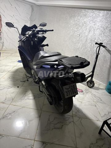 Kymco AK 550 - 2