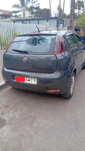 Fiat Punto modèle 2016 diesel - 2