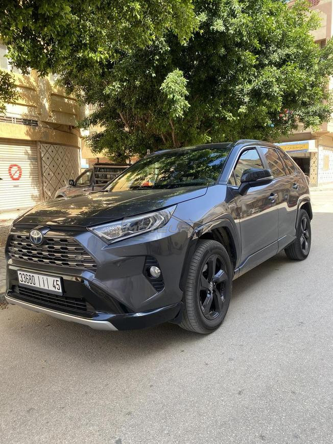 Toyota RAV-4 Hybride Automatique 2019 à Al Hoceima