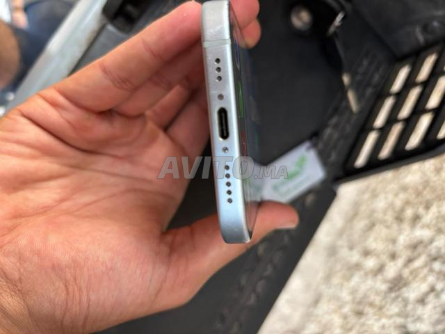 iPhone 15 - 2
