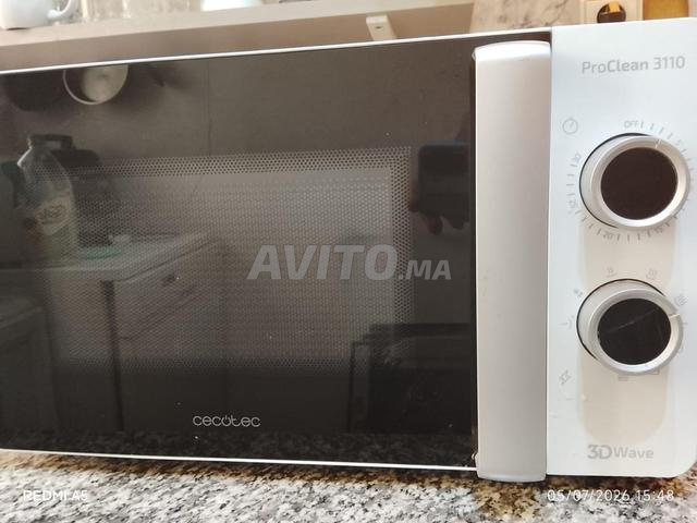 Micro-ondes comme neuf