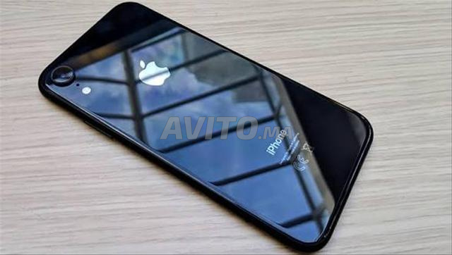 Téléphone à vendre (iPhone XR)