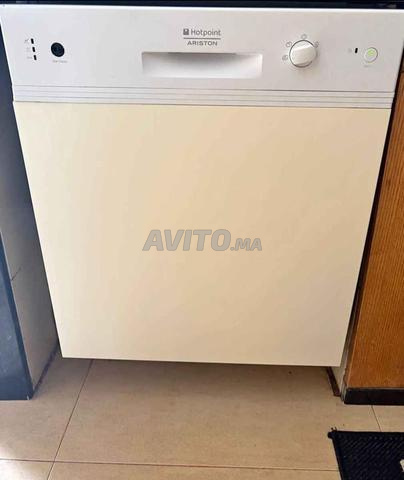Lave-vaisselle Hotpoint Ariston - 2