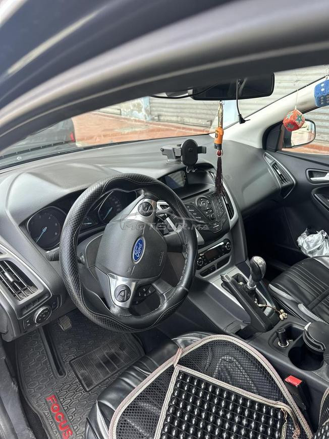 ford focus sport 