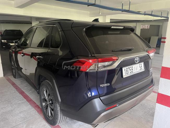 toyota rav4 1ere main ( sous garantie Toyota) 