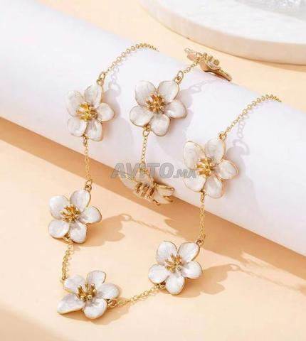 Collier et bracelet jolis et chics - 2