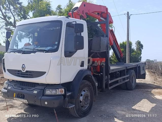 Camion grue Renault 210 / 16t / 2007 - 2