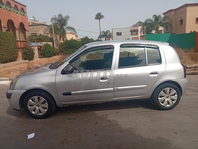 Renault Clio Essence Manuelle 2012 à Casablanca - 2