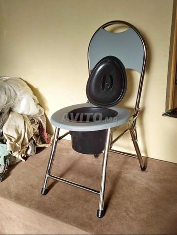 Fauteuil roulant de toilette portable - 2