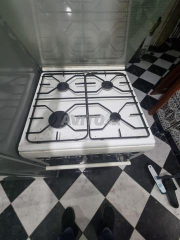 Cuisinière à gaz avec four électrique - 2