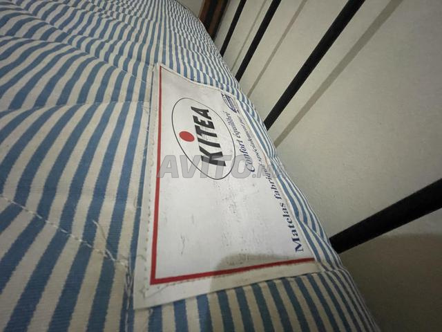 Chambre à coucher complète marque (Kitia)