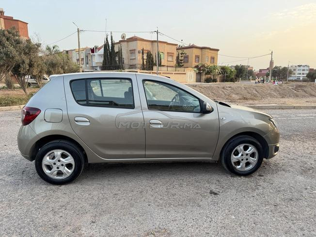 dacia sandero premain main