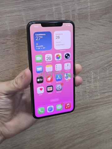 iPhone 11 Pro Max 64 Go Batterie 86% Tout est original - 2