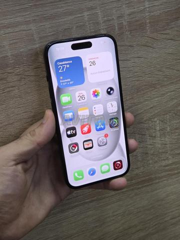 iPhone 15 128Go Batterie 96% Tout est original - 2