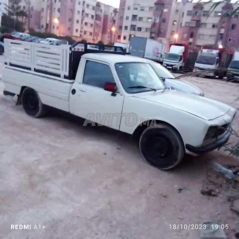 Peugeot 504 (Casbah Amine) - 2