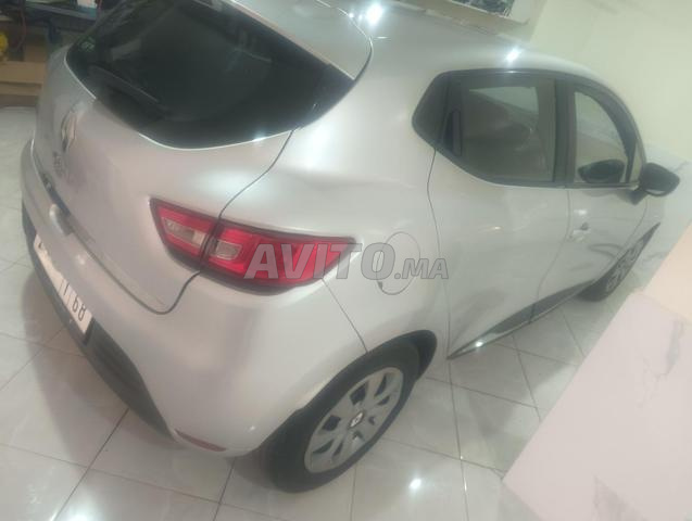 Clio 4 essence - 2