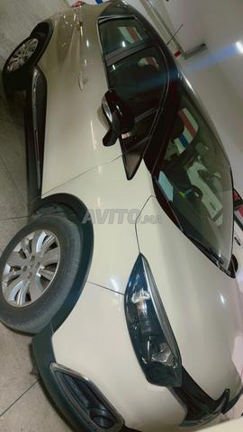 Renault Captur Diesel Manuelle 2016 à Fès - 2
