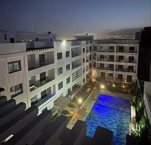 ✨ Appartement à louer à Martil – avec piscine 🏊‍♂️