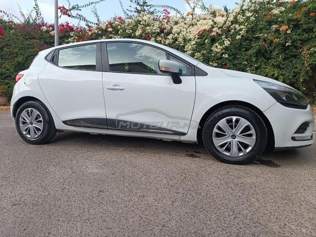 clio 4 essence model 2019