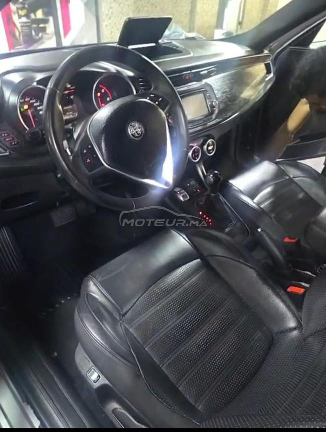 Alpha romeo giulietta à vendre.