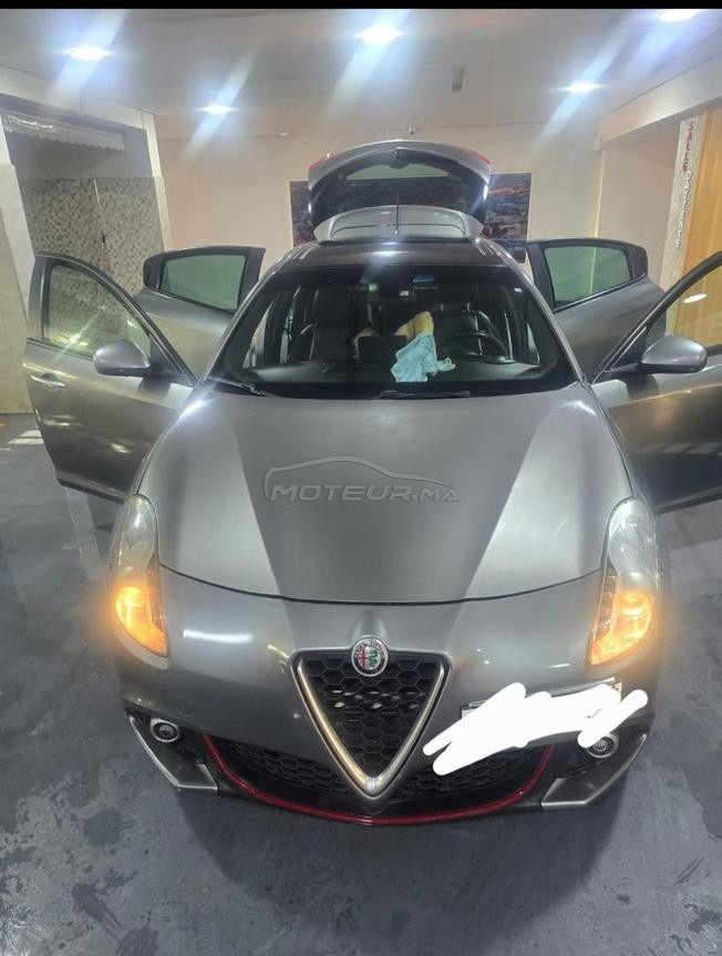 Alpha romeo giulietta à vendre.