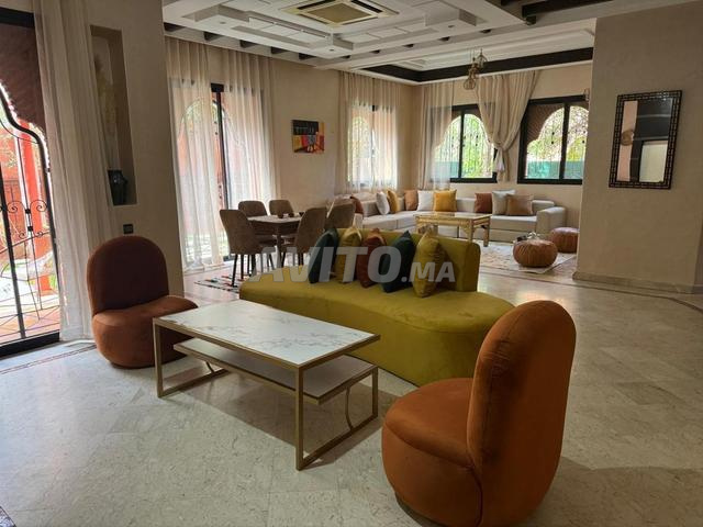 فيلا فاخرة رائعة للإيجار في سكن مغلق - 2