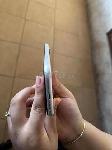 آيفون 11 عادي أبيض 64 جيجا - 2