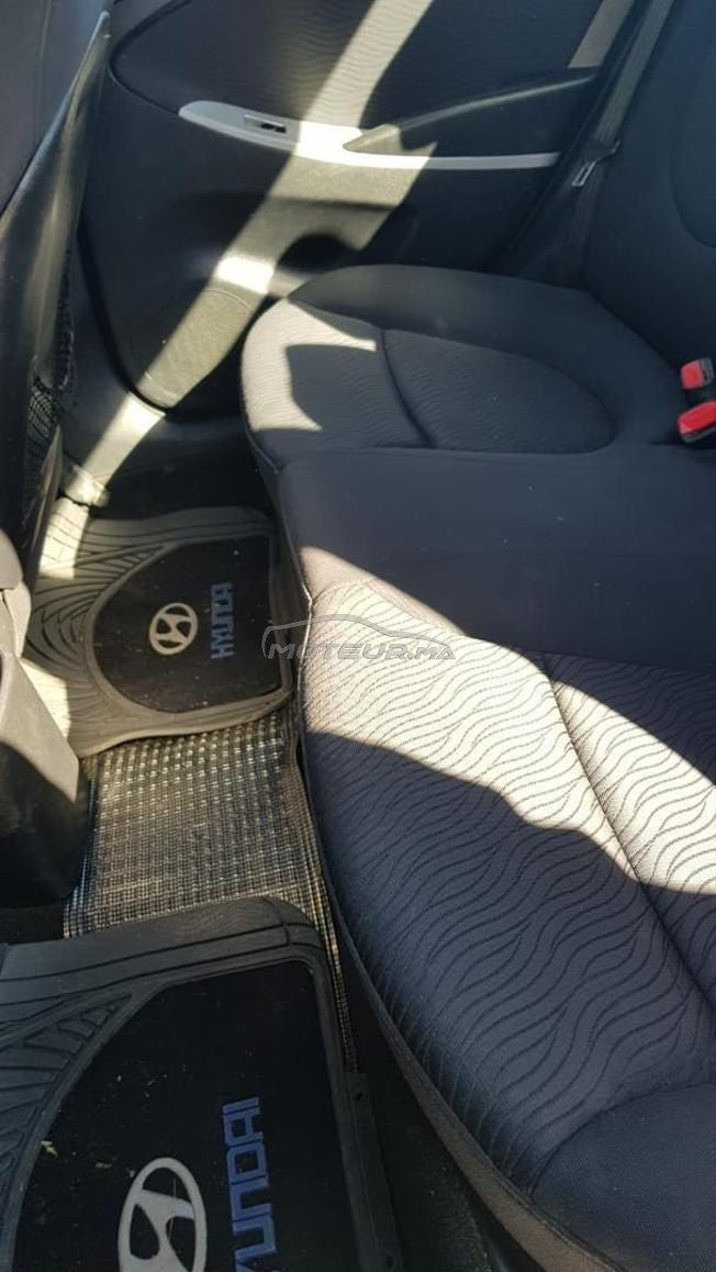 hyundai accent 2012