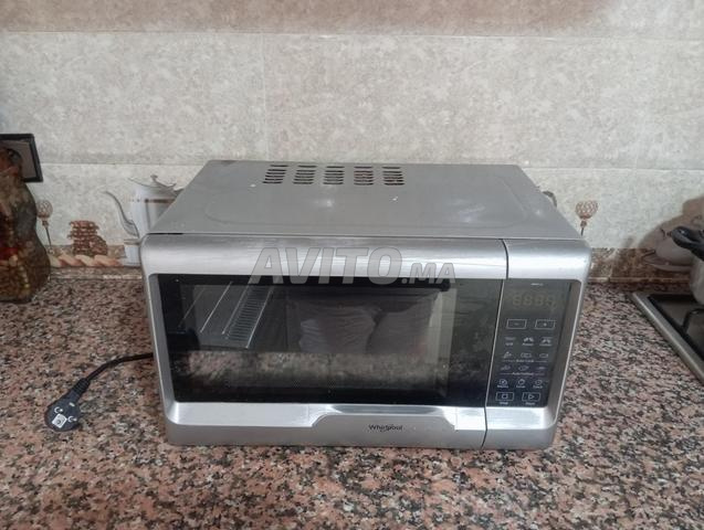 Micro-ondes Whirlpool - 2