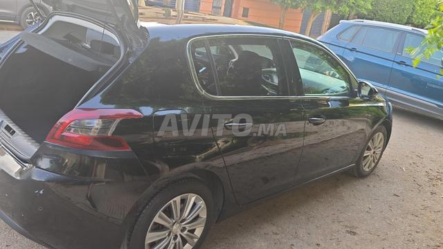 À vendre Peugeot 308 automatique, options