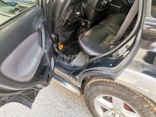 Toyota RAV4 - 2
