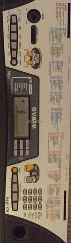 Piano Yamaha PSR-175 en très bon état