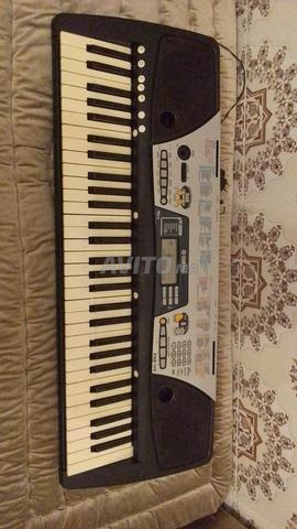 Piano Yamaha PSR-175 en très bon état - 2