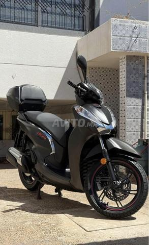 هوندا SH 300 - 2