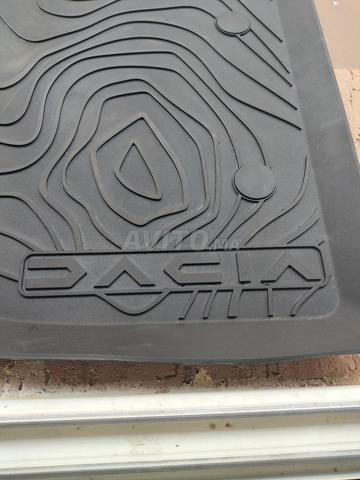 Tapis Dacia Duster original neuf - 2
