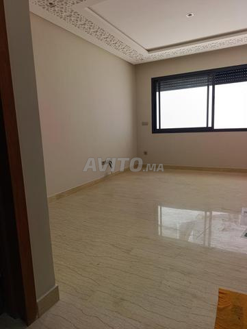 Location Studio Vide Neuf 70m²