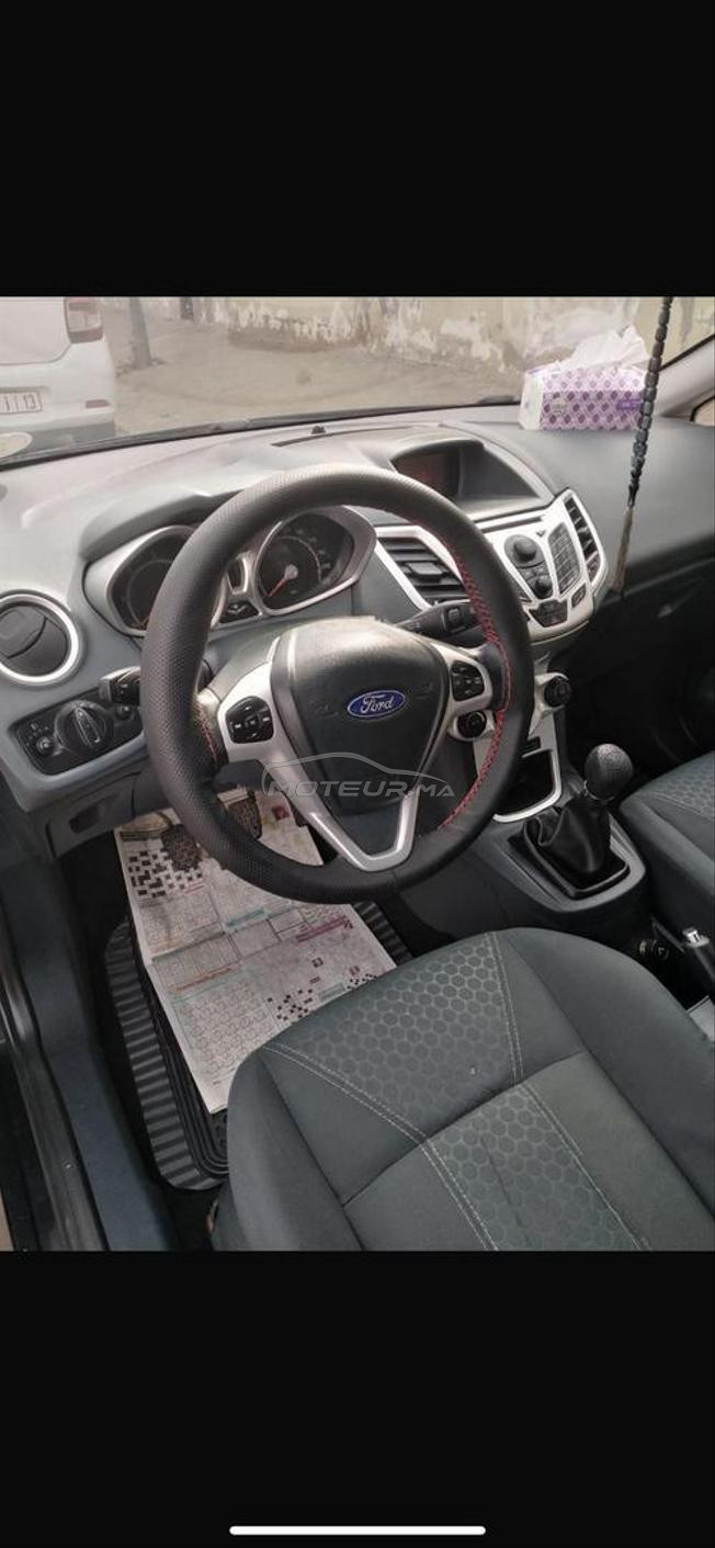 ford fiesta titanium 