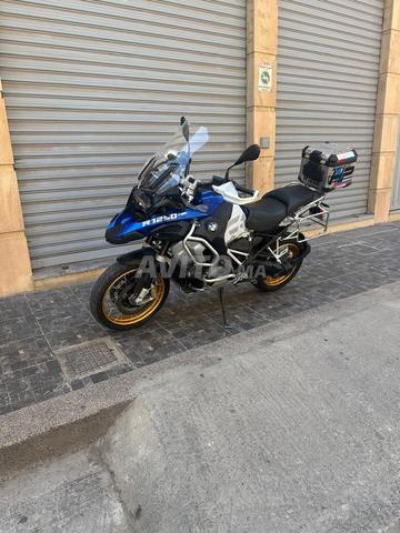 Moto BMW 1250