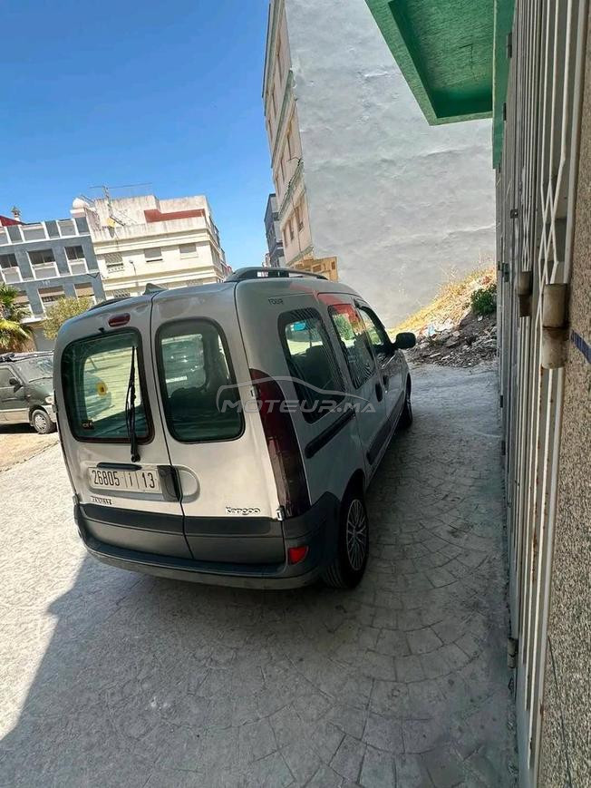 رينو كانغو ديزل يدوي 2011 في طنجة