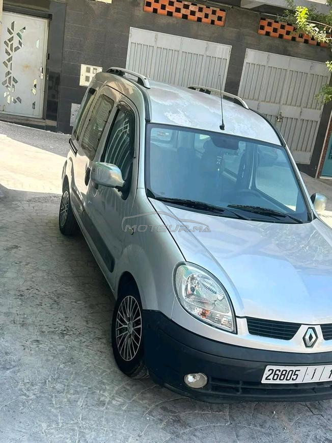 رينو كانغو ديزل يدوي 2011 في طنجة
