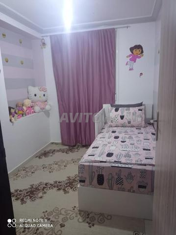 Appartement au premier étage, 3 chambres, salon et cuisine, ensoleillé et rénové - 2