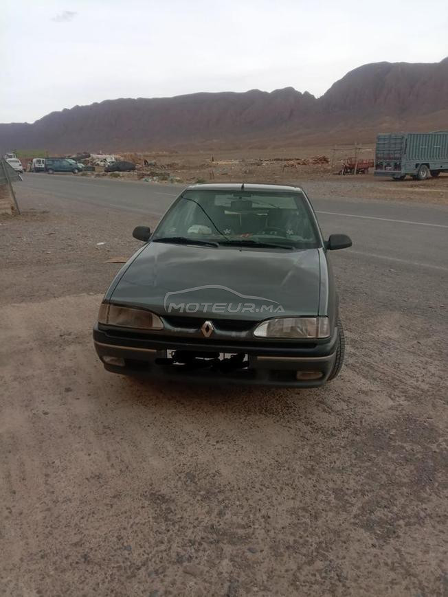 Renault 19 dewana 2010