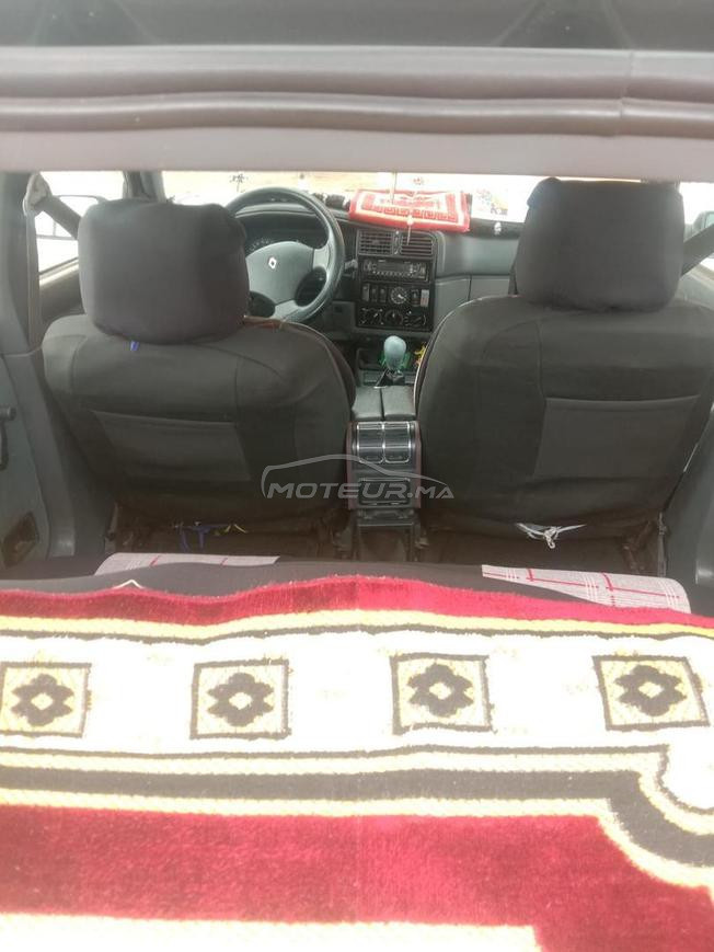 Renault 19 dewana 2010
