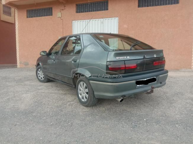 Renault 19 dewana 2010