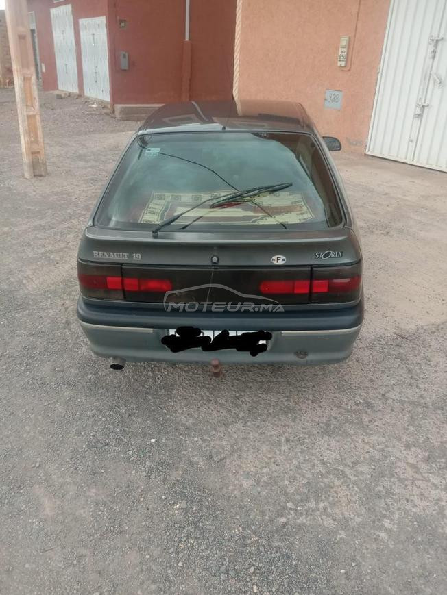 Renault 19 dewana 2010