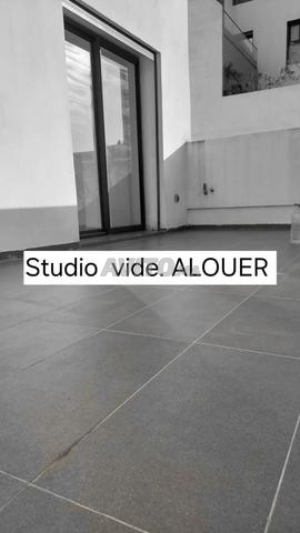 Studio vide 4800dhs - 2